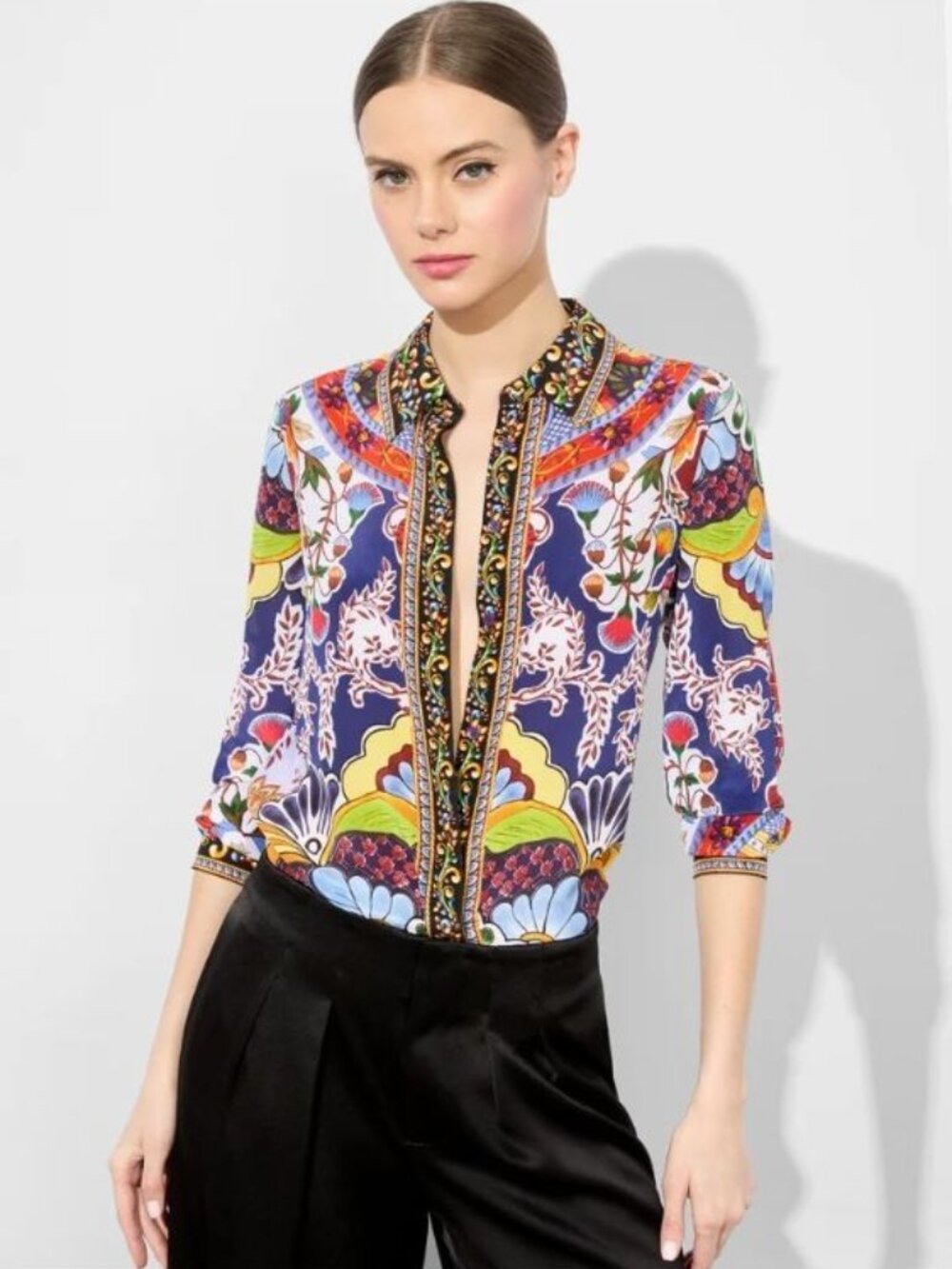 Alice + Olivia Willa On The Road Silk Blouse Medium